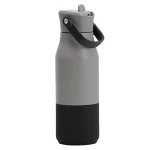 700ml thermal travel mug with a handle and detachable silicone lid