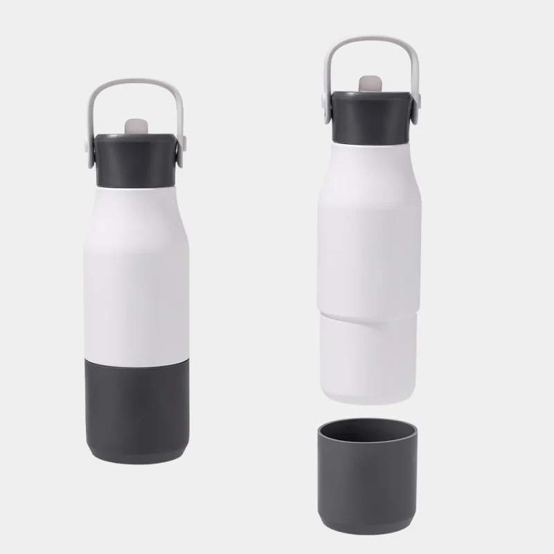 700ml thermal travel mug with a handle and detachable silicone lid